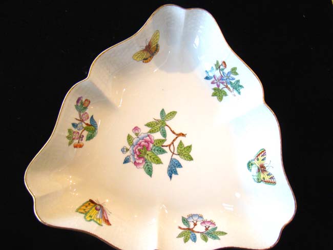 An extremely fine hand painted 'Victoria' pattern triangular serving dish by HEREND of Hungary